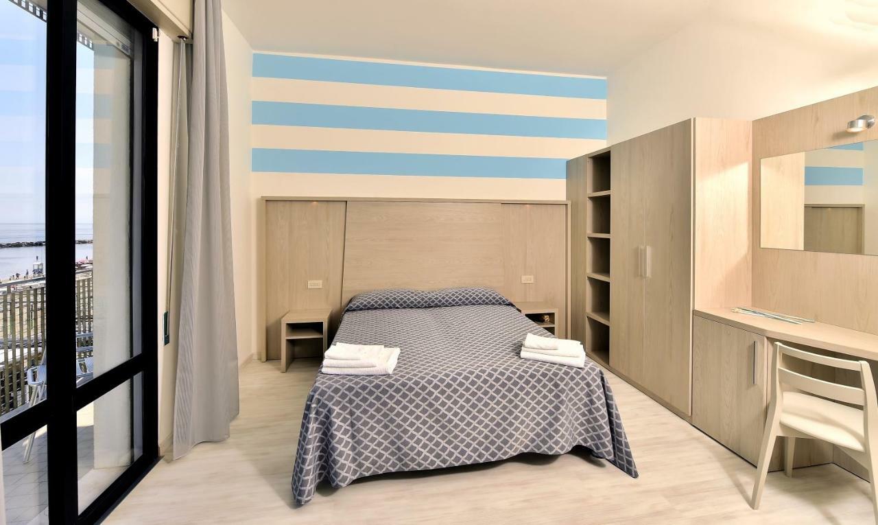 Hotel Admiral Bellaria-Igea Marina Exteriér fotografie