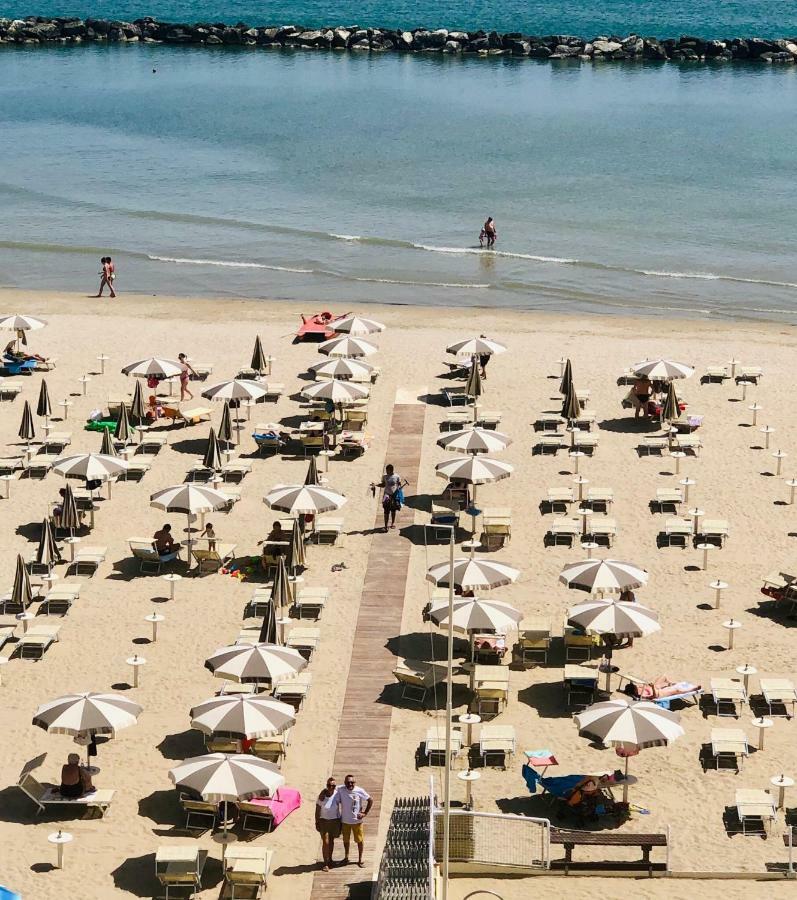 Hotel Admiral Bellaria-Igea Marina Exteriér fotografie